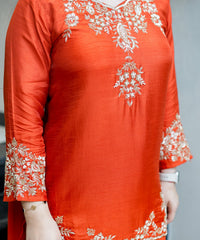 Women's Embroidered Natural Crepe Kurta Pant Set with Dupatta – VI-DRISHTI thumbnail