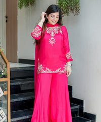 Women's Embroidered Natural Crepe Kurta Pant Set with Dupatta – VI-DRISHTI thumbnail