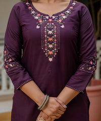 Women's Wine Roman Silk Embroidered Kurta Pant Set with Bandhani Dupatta thumbnail