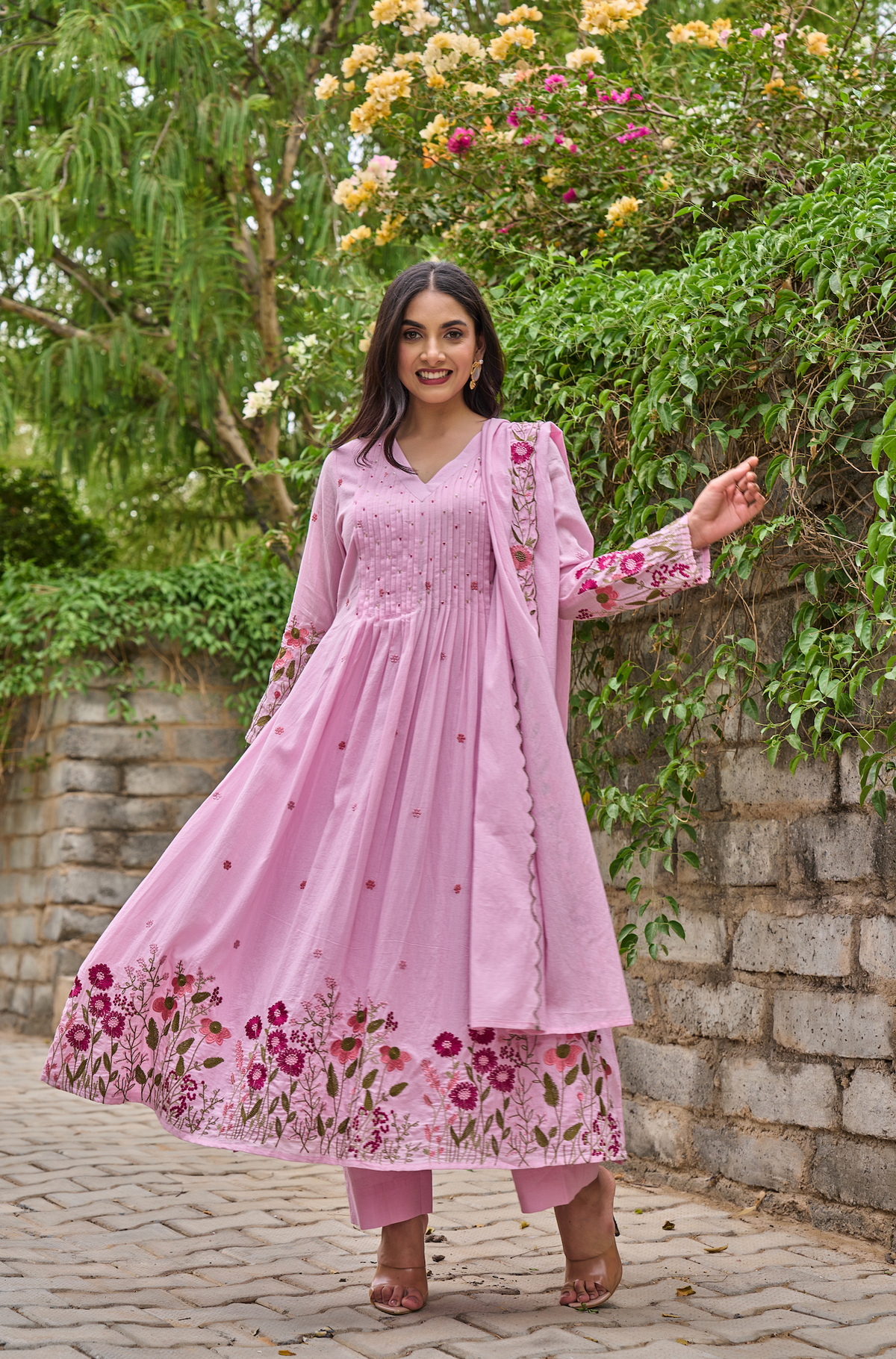 Women's Chanderi Silk Embroidered Kurta Pant Set with Handwork Dupatta