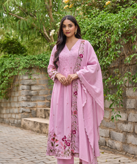 Women's Chanderi Silk Embroidered Kurta Pant Set with Handwork Dupatta thumbnail