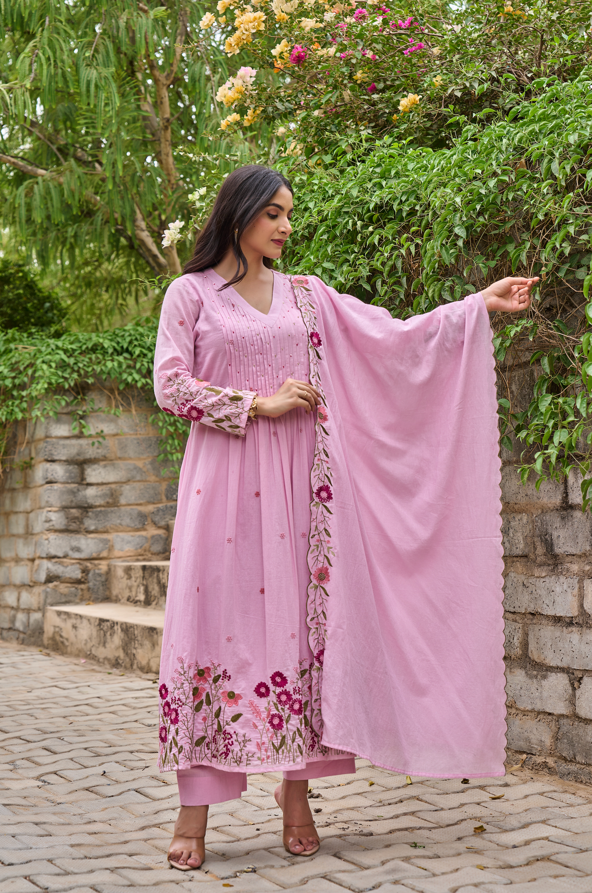 Women's Chanderi Silk Embroidered Kurta Pant Set with Handwork Dupatta