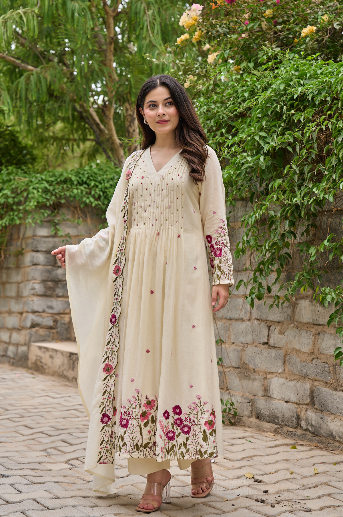 Women's Chanderi Silk Embroidered Kurta Pant Set with Handwork Dupatta