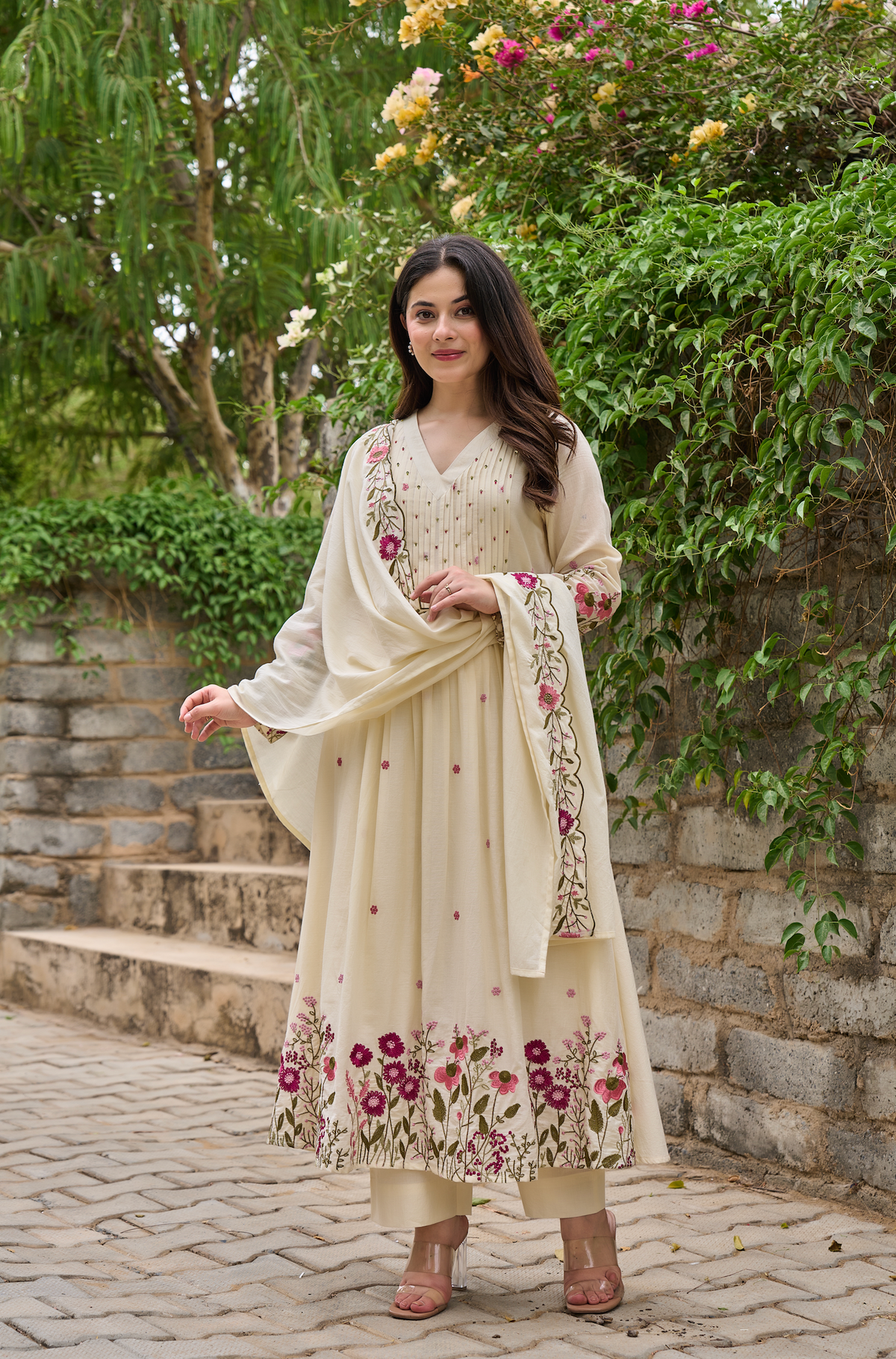 Women's Chanderi Silk Embroidered Kurta Pant Set with Handwork Dupatta